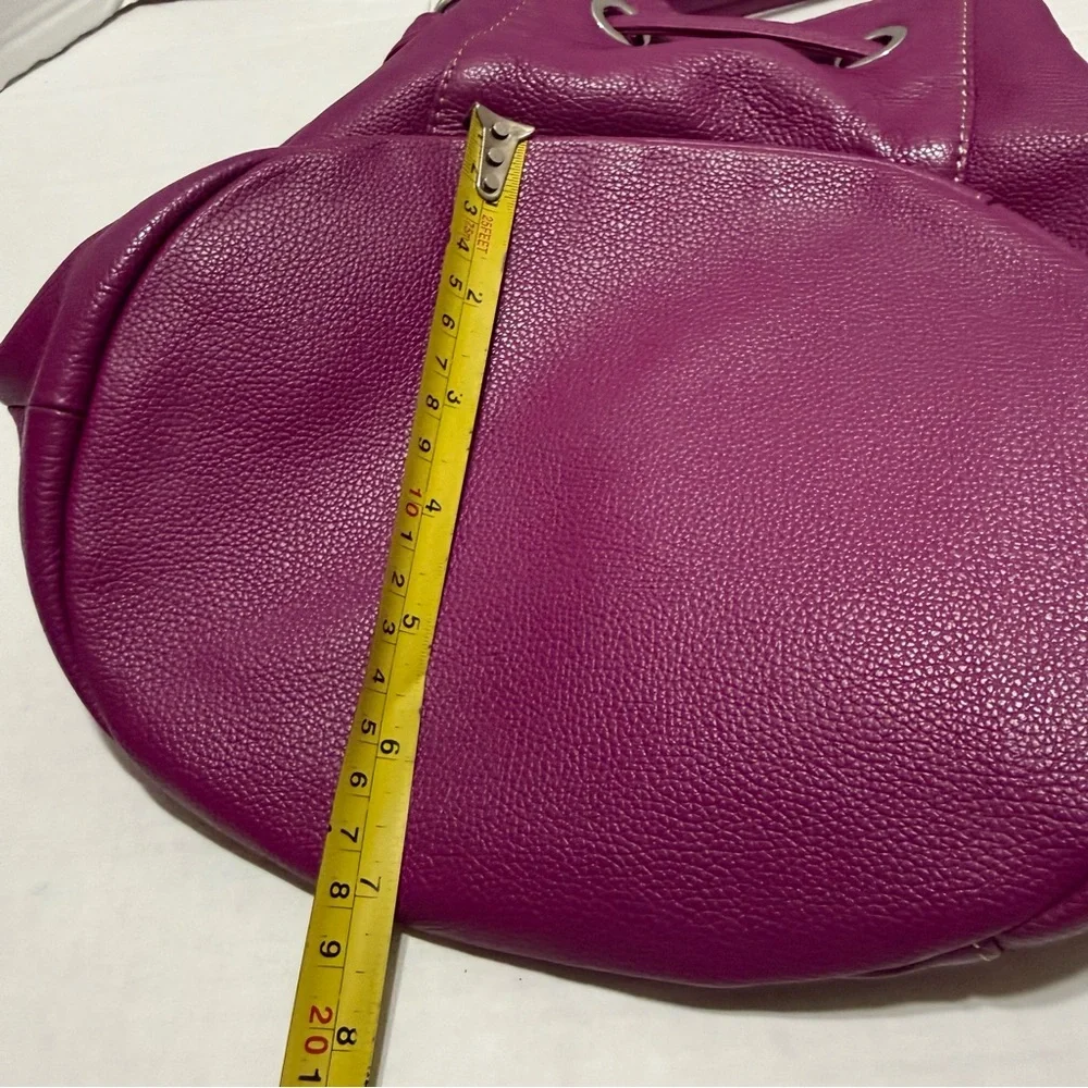 Tignanello hobo bucket  leather bag - Picture 11 of 12